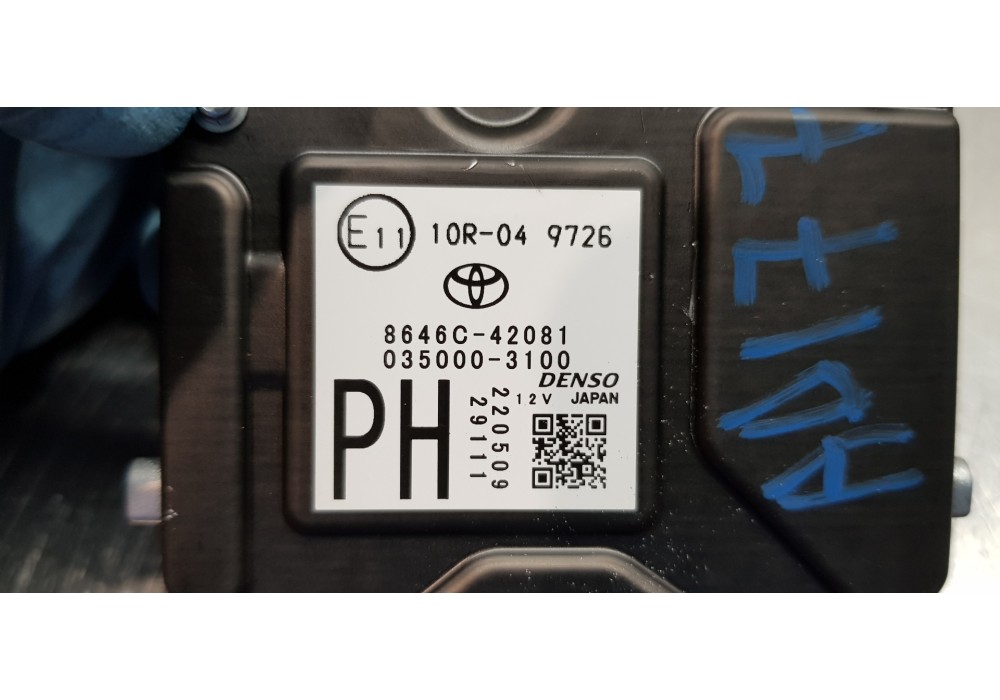 Recambio de sensor de aparcamiento para toyota rav 4 plug-in hybrid advance referencia OEM IAM 8646C42081 0350003100 