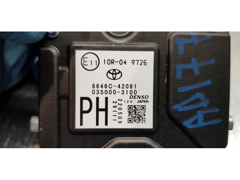 Recambio de sensor de aparcamiento para toyota rav 4 plug-in hybrid advance referencia OEM IAM 8646C42081 0350003100 