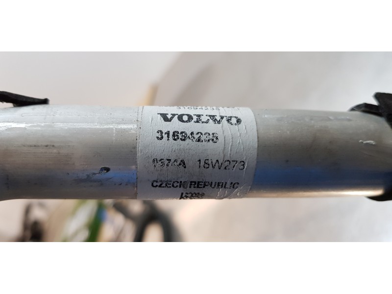 Recambio de tubos aire acondicionado para volvo xc60 r design awd referencia OEM IAM 31404338  