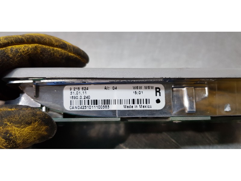 Recambio de luz interior para bmw x3 (f25) xdrive 20d referencia OEM IAM 9215624  