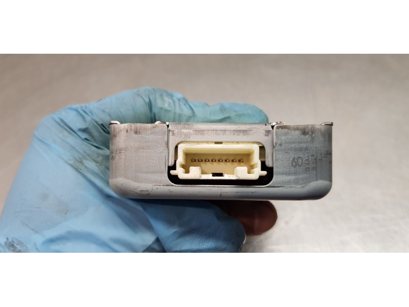 Recambio de modulo electronico para toyota rav 4 plug-in hybrid advance referencia OEM IAM 8657242120 1669002120 