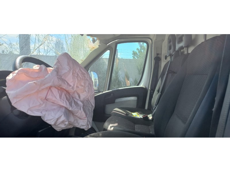 peugeot boxer furgón gran volumen del año 2019