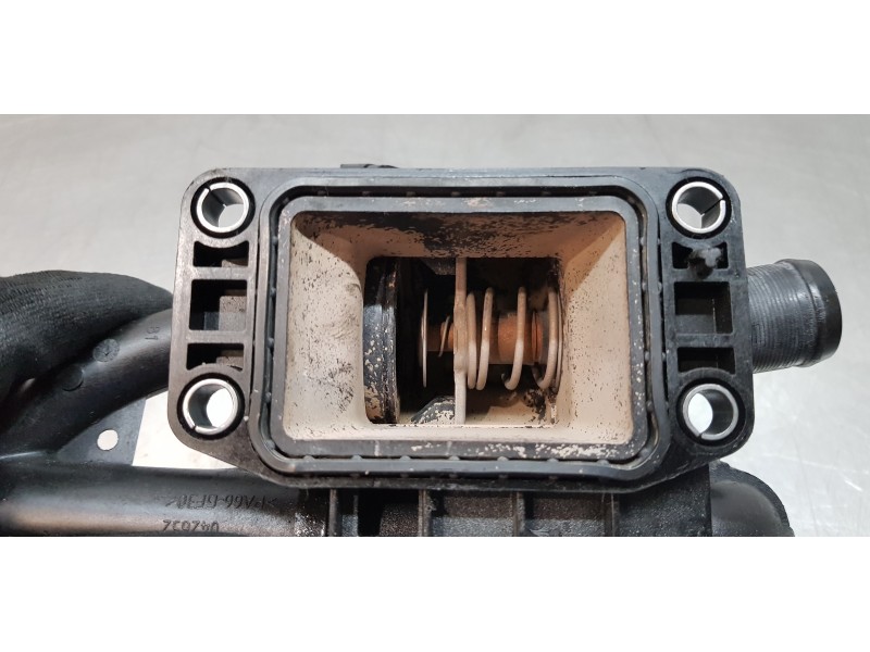 Recambio de termostato para ford ecosport trend referencia OEM IAM 9820023280  