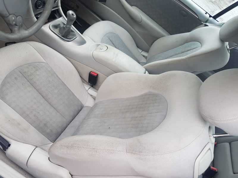 mercedes clase clk (w209) coupe del año 2005