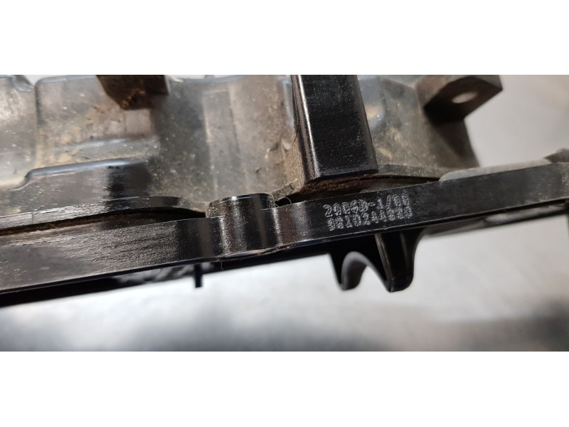 Recambio de tapa balancines para citroen c4 picasso seduction referencia OEM IAM 9810244880  