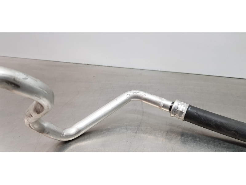 Recambio de tubos aire acondicionado para toyota rav 4 plug-in hybrid advance referencia OEM IAM 8870442750  