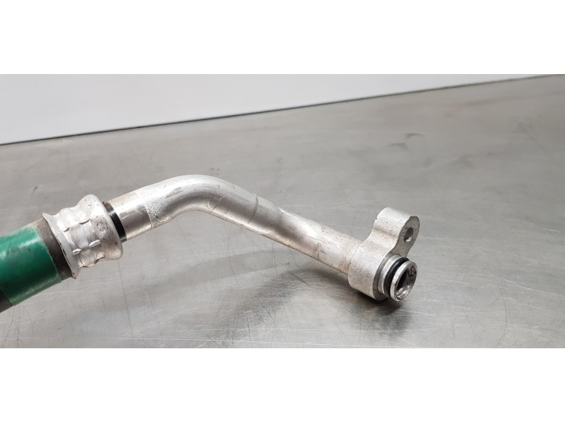 Recambio de tubos aire acondicionado para toyota rav 4 plug-in hybrid advance referencia OEM IAM 8870442750  