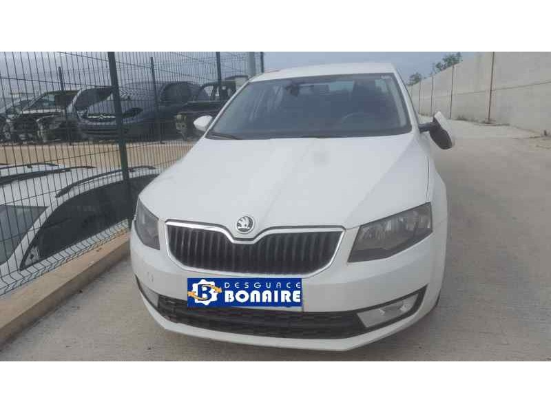 skoda octavia lim. (5e3) del año 2013