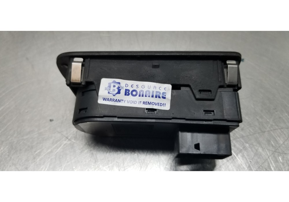 Recambio de mando elevalunas delantero izquierdo para alfa romeo mito (145) junior referencia OEM IAM 156085170 30170304 0156085 Recambio de mando elevalunas delantero izquierdo para alfa romeo mito (145) junior referencia OEM IAM 156085170 30170304 0156085