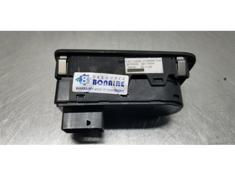 Recambio de mando elevalunas delantero izquierdo para alfa romeo mito (145) junior referencia OEM IAM 156085170 30170304 0156085 Recambio de mando elevalunas delantero izquierdo para alfa romeo mito (145) junior referencia OEM IAM 156085170 30170304 0156085