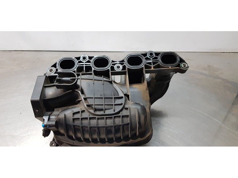 Recambio de colector admision para kia cee´d attract referencia OEM IAM 283112B300   Recambio de colector admision para kia cee´d attract referencia OEM IAM 283112B300