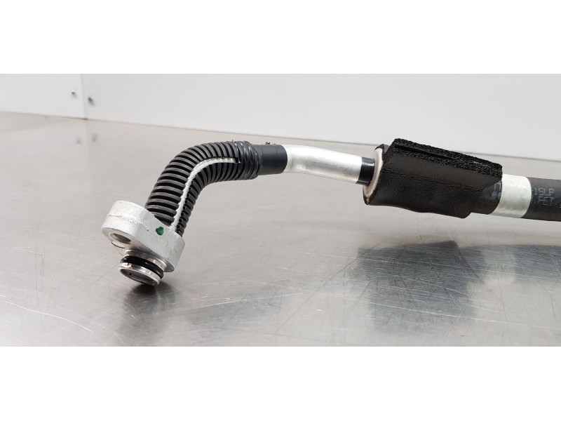 Recambio de tubos aire acondicionado para toyota rav 4 plug-in hybrid advance referencia OEM IAM 8871242200  