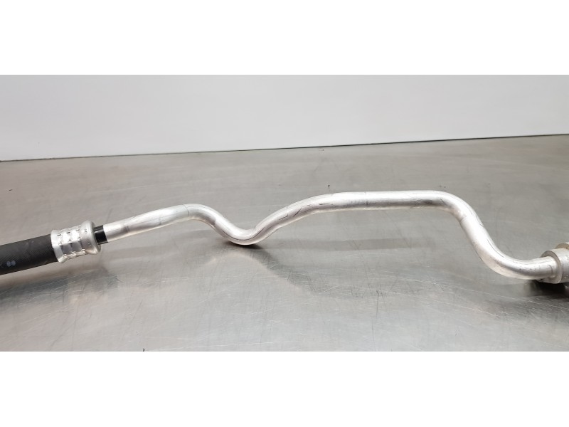 Recambio de tubos aire acondicionado para toyota rav 4 plug-in hybrid advance referencia OEM IAM 8871242200  