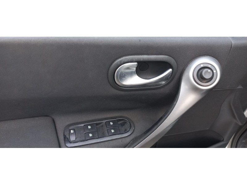 renault megane ii berlina 5p del año 2006