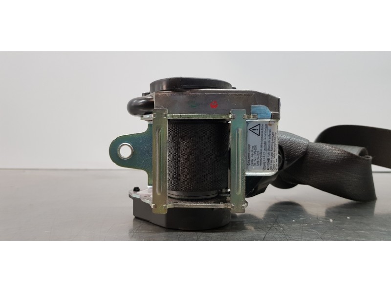 Recambio de cinturon seguridad delantero derecho para chevrolet cruze lt referencia OEM IAM 13297102 13251173  Recambio de cinturon seguridad delantero derecho para chevrolet cruze lt referencia OEM IAM 13297102 13251173