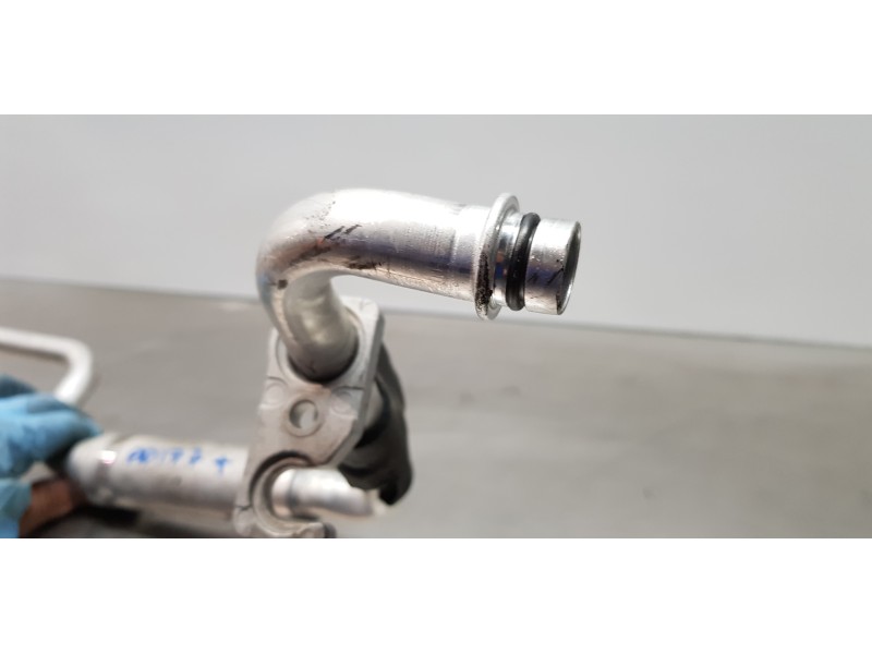 Recambio de tubos aire acondicionado para toyota rav 4 plug-in hybrid advance referencia OEM IAM 8871242200  