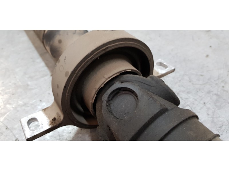 Recambio de transmision central para bmw serie 1 berlina (e81/e87) 120d referencia OEM IAM 7545287   Recambio de transmision central para bmw serie 1 berlina (e81/e87) 120d referencia OEM IAM 7545287