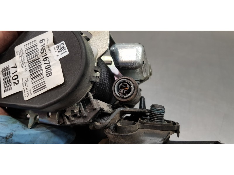 Recambio de cinturon seguridad delantero derecho para chevrolet cruze lt referencia OEM IAM 13297102 13251173  Recambio de cinturon seguridad delantero derecho para chevrolet cruze lt referencia OEM IAM 13297102 13251173