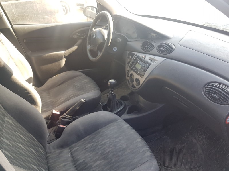 ford focus berlina (cak) del año 2002