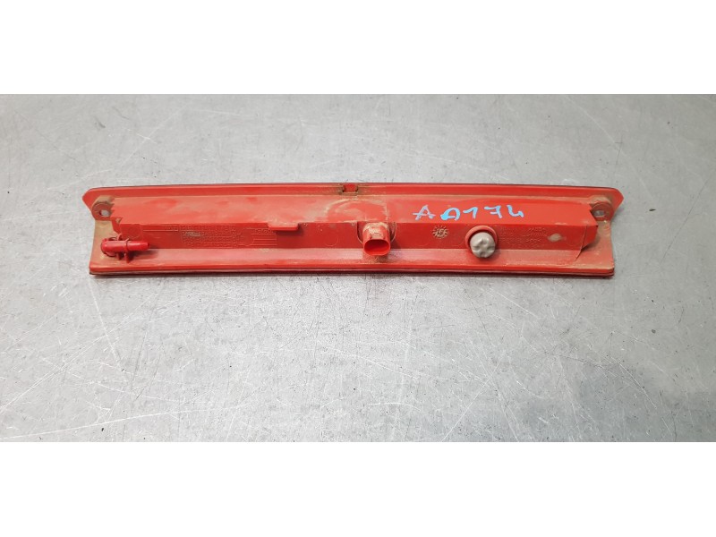 Recambio de luz central de freno para ford focus lim. st-line b&r referencia OEM IAM 8A6113A613AKA  