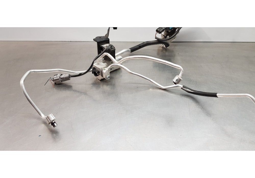 Recambio de tubos aire acondicionado para toyota rav 4 plug-in hybrid advance referencia OEM IAM 8869042100 4475200270 885154211