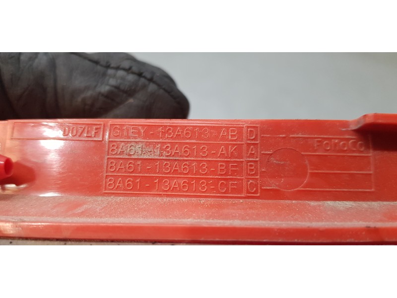 Recambio de luz central de freno para ford focus lim. st-line b&r referencia OEM IAM 8A6113A613AKA  