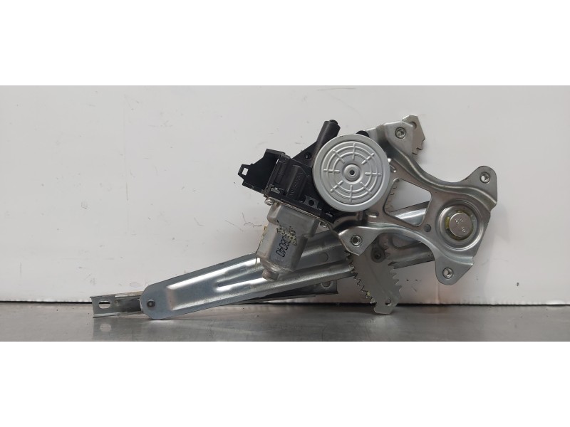 Recambio de elevalunas trasero derecho para nissan juke (f15) acenta referencia OEM IAM 827201KA1C   Recambio de elevalunas trasero derecho para nissan juke (f15) acenta referencia OEM IAM 827201KA1C