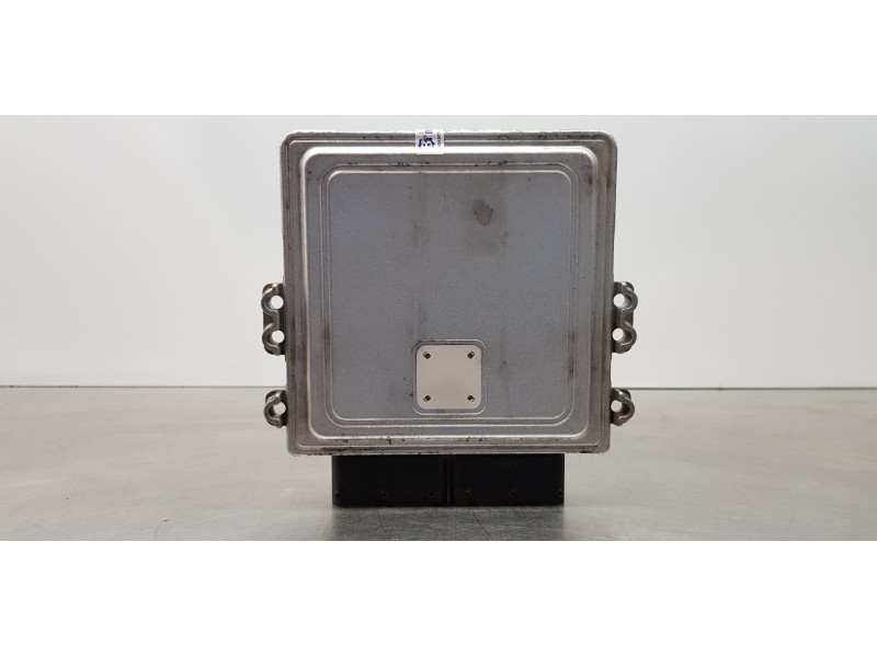 Recambio de centralita motor uce para kia ceed sportswagon tech referencia OEM IAM 391112U463  