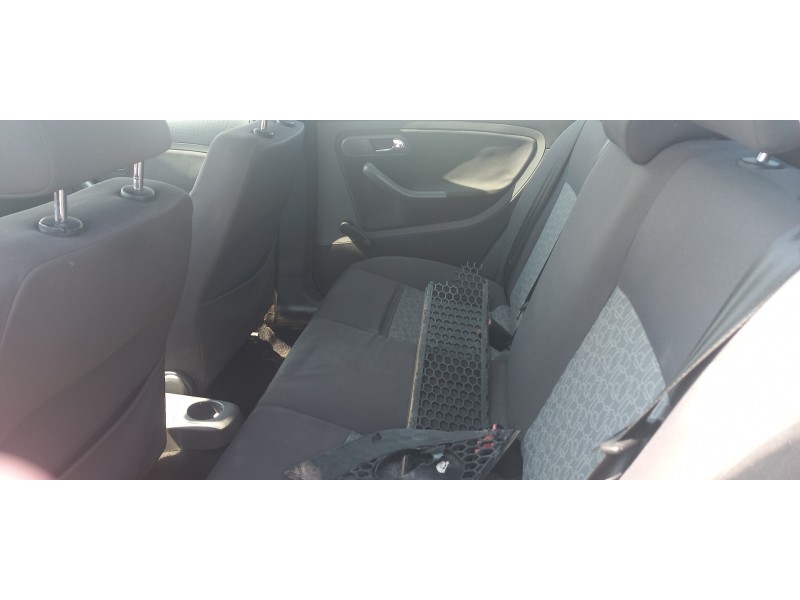 seat ibiza (6l1) del año 2008