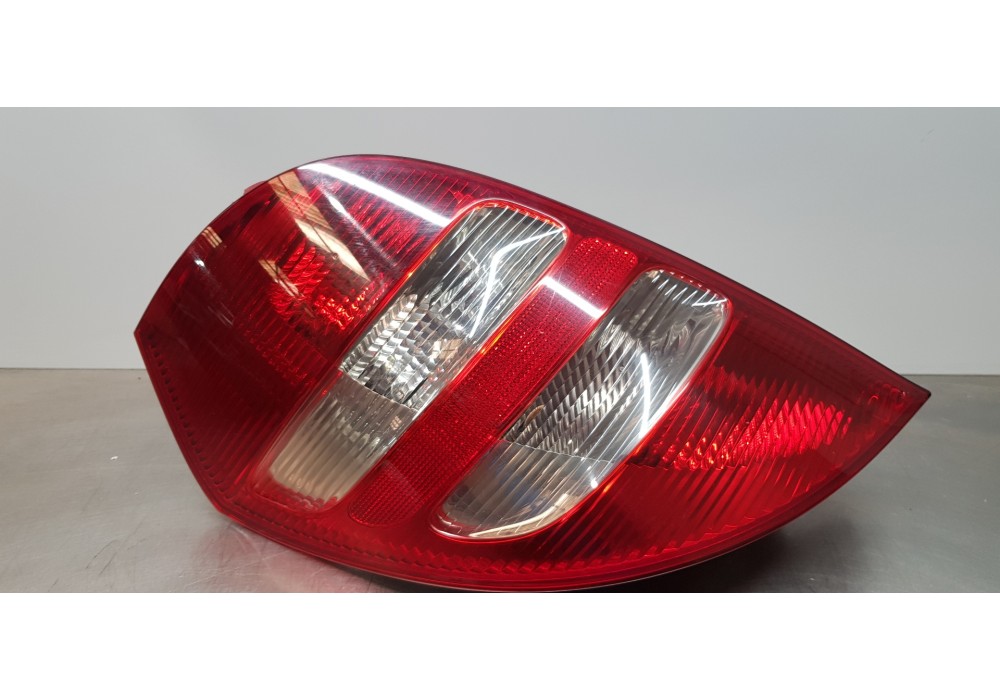 Recambio de piloto trasero izquierdo para mercedes clase a (w169) a 180 cdi a-edition referencia OEM IAM A1698200364   Recambio de piloto trasero izquierdo para mercedes clase a (w169) a 180 cdi a-edition referencia OEM IAM A1698200364