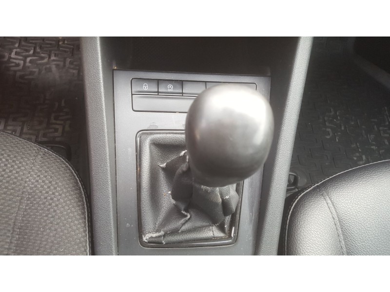 skoda octavia lim. (5e3) del año 2013