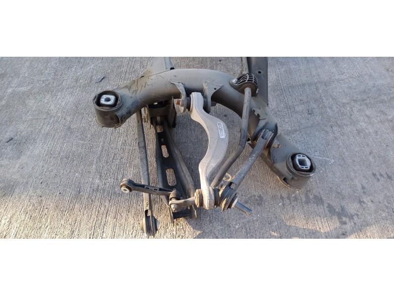 Recambio de puente trasero para bmw serie x3 (g01) xdrive20d referencia OEM IAM 33306874406  