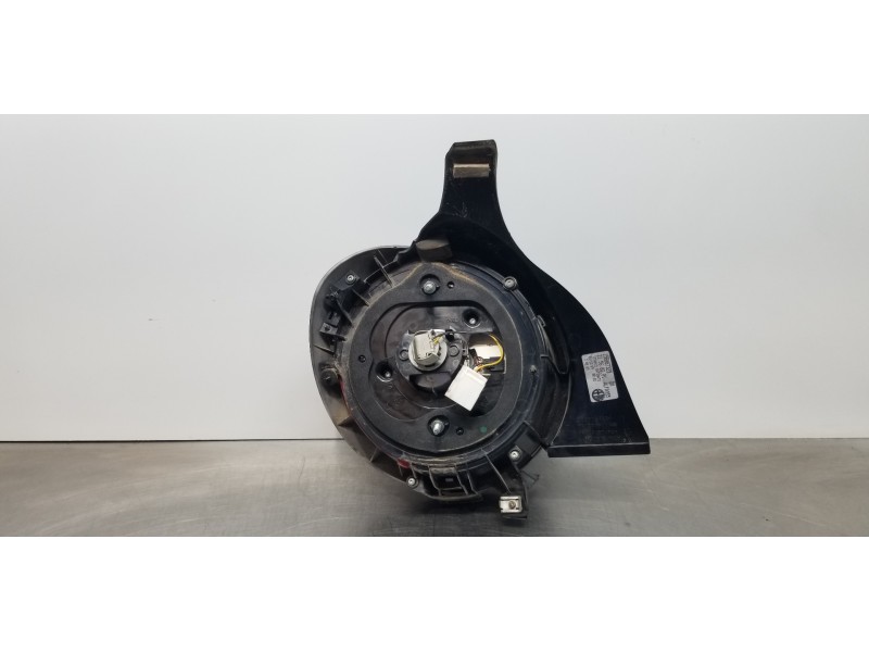 Recambio de piloto trasero derecho para alfa romeo mito (145) junior referencia OEM IAM 71752162  
