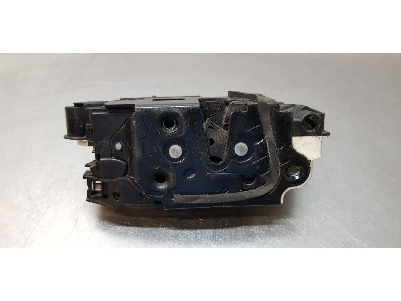Recambio de cerradura puerta delantera derecha para skoda superb combi (3t5) active referencia OEM IAM 5N1837016C  
