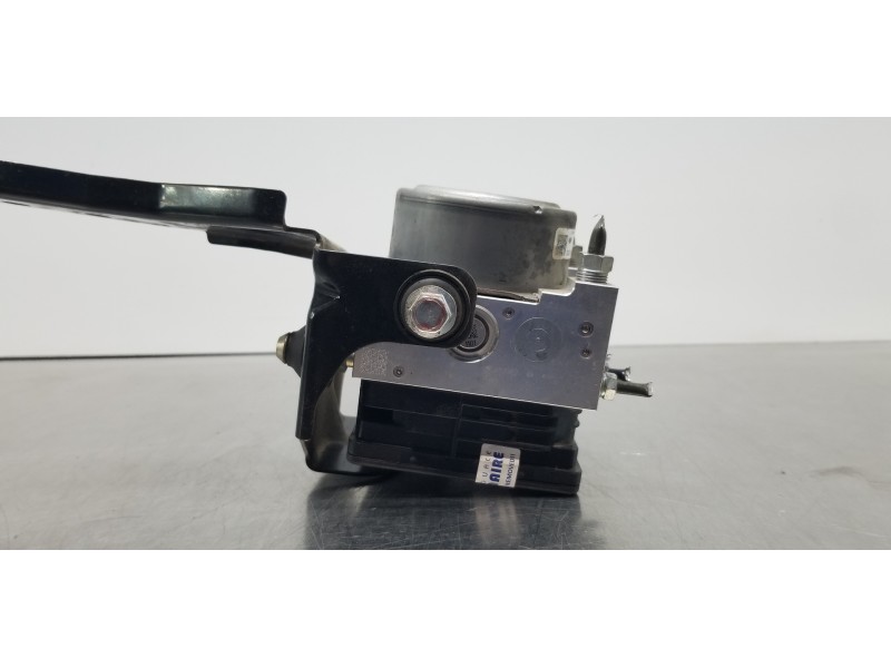 Recambio de abs para mitsubishi outlander (gf0) motion 2wd referencia OEM IAM 4670B231 06210234754 06210973803