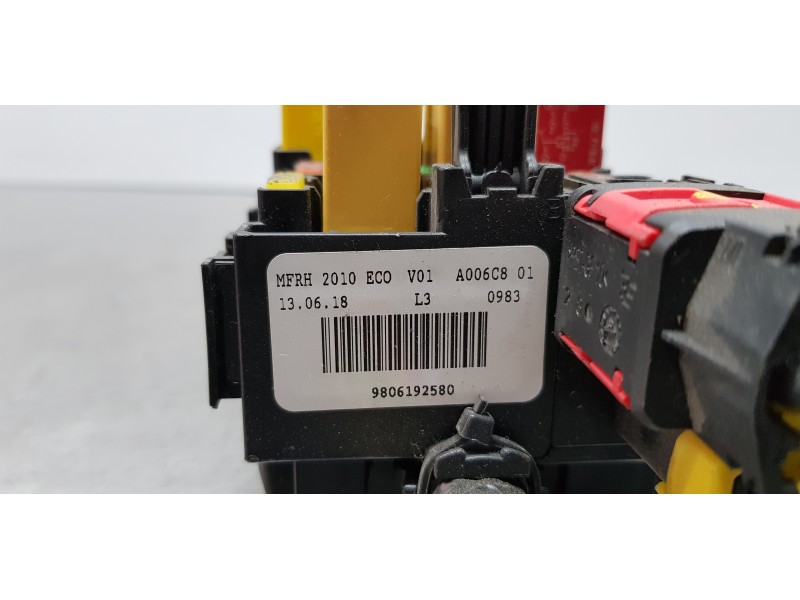 Recambio de caja reles / fusibles para opel grandland x excellence referencia OEM IAM 9806192580   Recambio de caja reles / fusibles para opel grandland x excellence referencia OEM IAM 9806192580