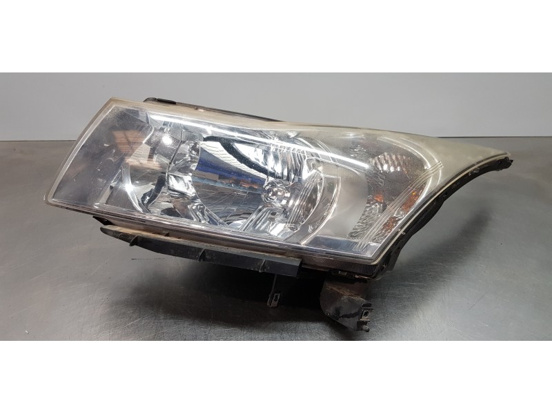 Recambio de faro izquierdo para chevrolet cruze lt referencia OEM IAM 42371137   Recambio de faro izquierdo para chevrolet cruze lt referencia OEM IAM 42371137