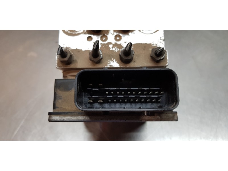 Recambio de abs para alfa romeo 159 (140) 1.9 jtdm 16v / selective referencia OEM IAM 71740272   Recambio de abs para alfa romeo 159 (140) 1.9 jtdm 16v / selective referencia OEM IAM 71740272