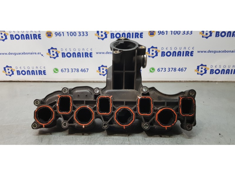 Recambio de colector admision para skoda rapid elegance referencia OEM IAM 03L129711  