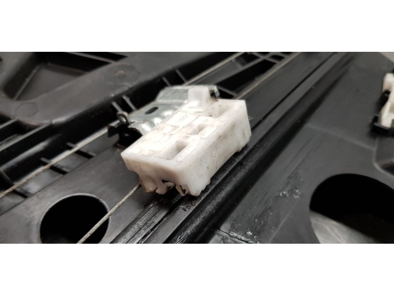 Recambio de elevalunas delantero izquierdo para kia ceed sportswagon tech referencia OEM IAM 82471J7000 82450J7010 