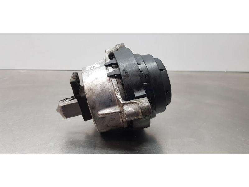 Recambio de soporte motor izquierdo para bmw serie x3 (g01) xdrive20d referencia OEM IAM 22118482771 8482771 