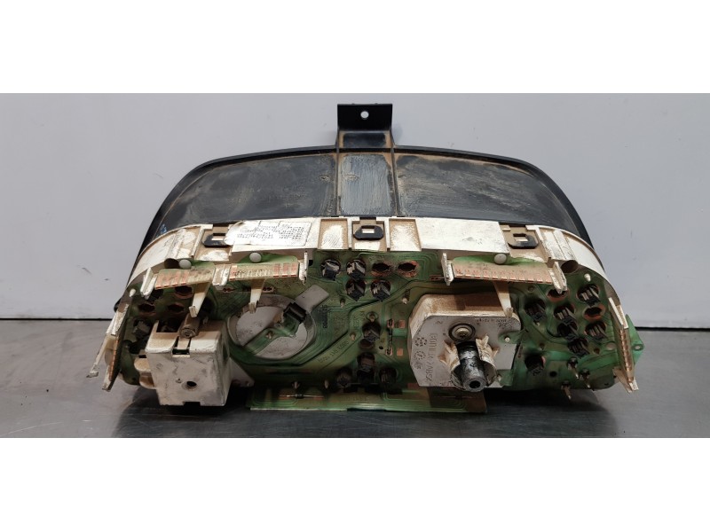 Recambio de cuadro instrumentos para citroen jumpy 1.9 d sx caja cerrada acristalada referencia OEM IAM 6113FG  