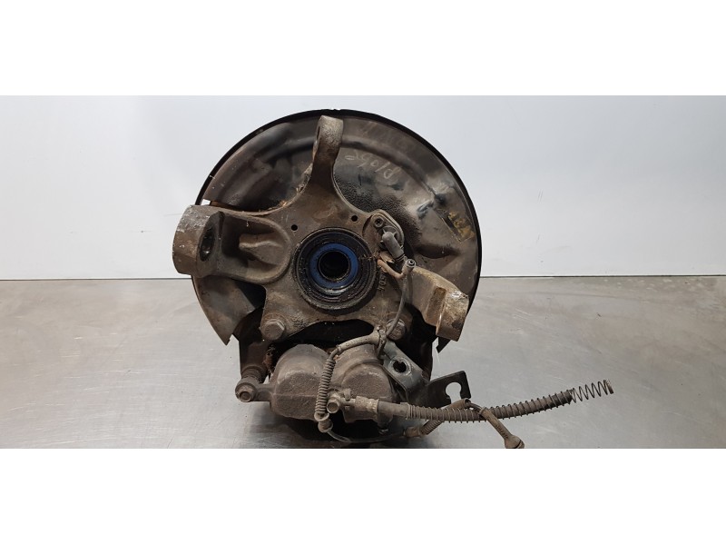 Recambio de mangueta delantera izquierda para ssangyong rexton 270 xdi limited referencia OEM IAM 4121008130  