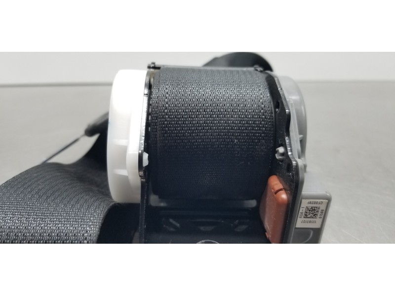 Recambio de cinturon seguridad trasero derecho para mitsubishi outlander (gf0) motion 2wd referencia OEM IAM 7000F324XA TKAB2EN3