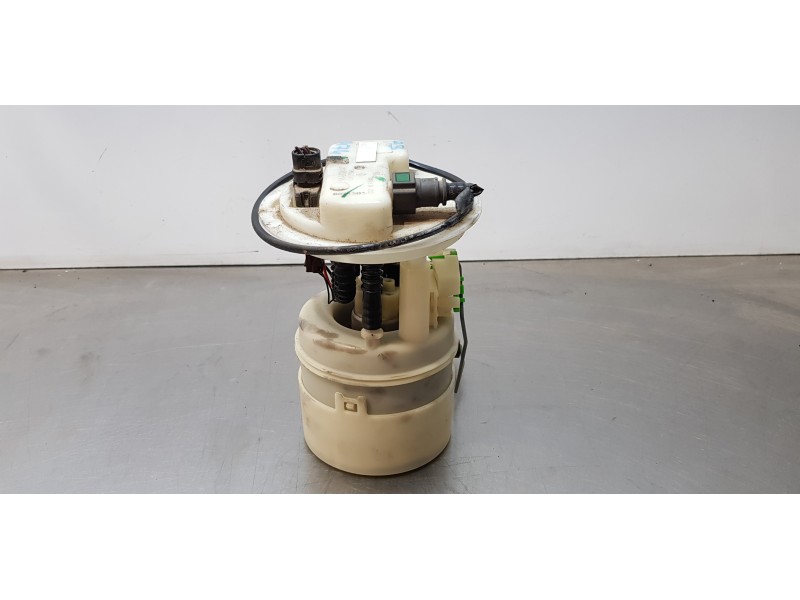 Recambio de aforador para dacia sandero básico referencia OEM IAM 172024388R  