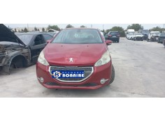 peugeot 208 del año 2012