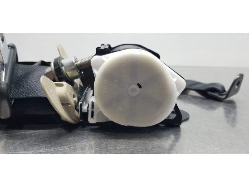 Recambio de cinturon seguridad trasero izquierdo para mitsubishi outlander (gf0) motion 2wd referencia OEM IAM 7000F323XA TKAB0E