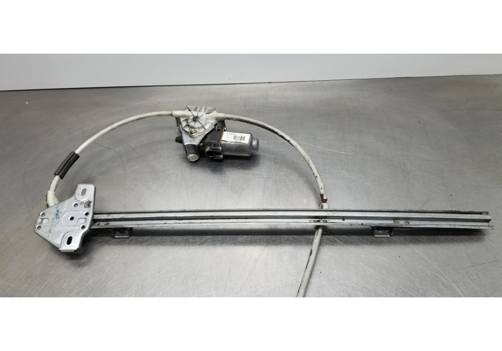 Recambio de elevalunas delantero derecho para renault mascott fg 160. 35/55/65 cabina individual referencia OEM IAM 7700351294  