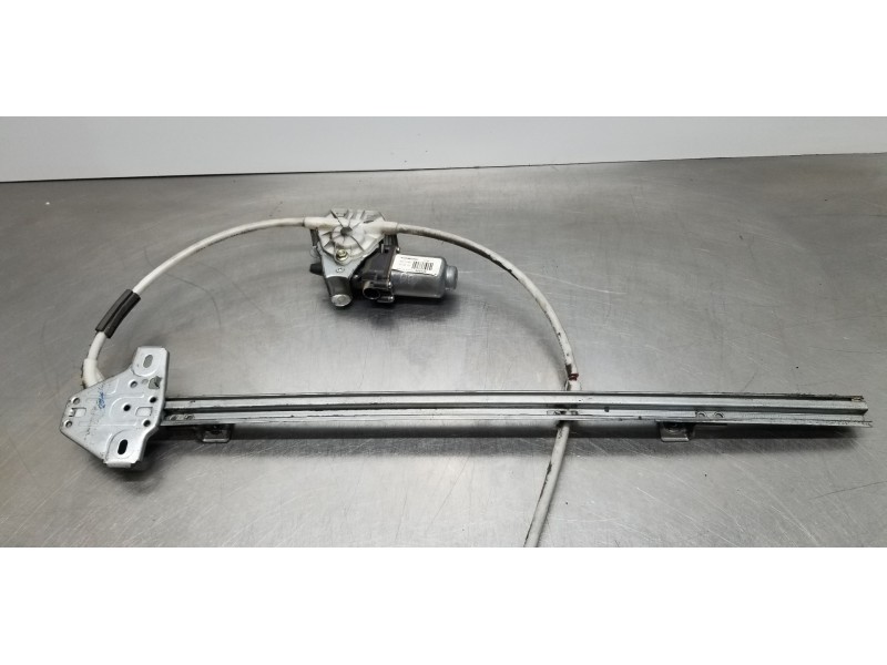 Recambio de elevalunas delantero derecho para renault mascott fg 160. 35/55/65 cabina individual referencia OEM IAM 7700351294  