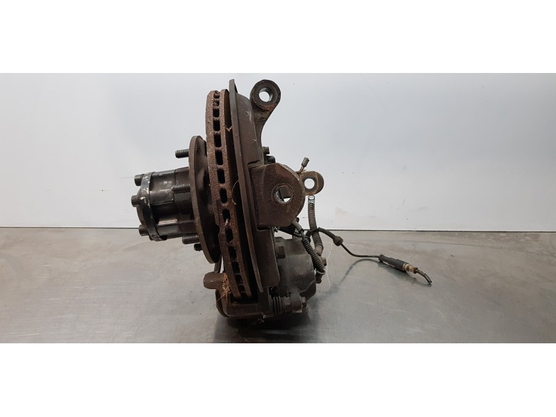 Recambio de mangueta delantera izquierda para ssangyong rexton 270 xdi limited referencia OEM IAM 4121008130  